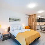 Myflat Wave Beach43 Apartment *