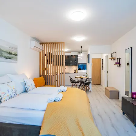 Myflat Wave Beach43 * Siofok