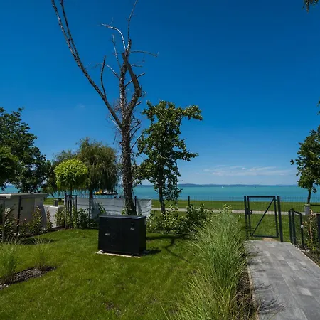 Myflat Wave Beach43 * Siofok