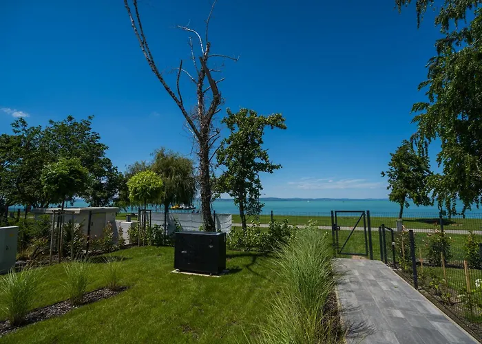 Myflat Wave Beach43 * Siófok